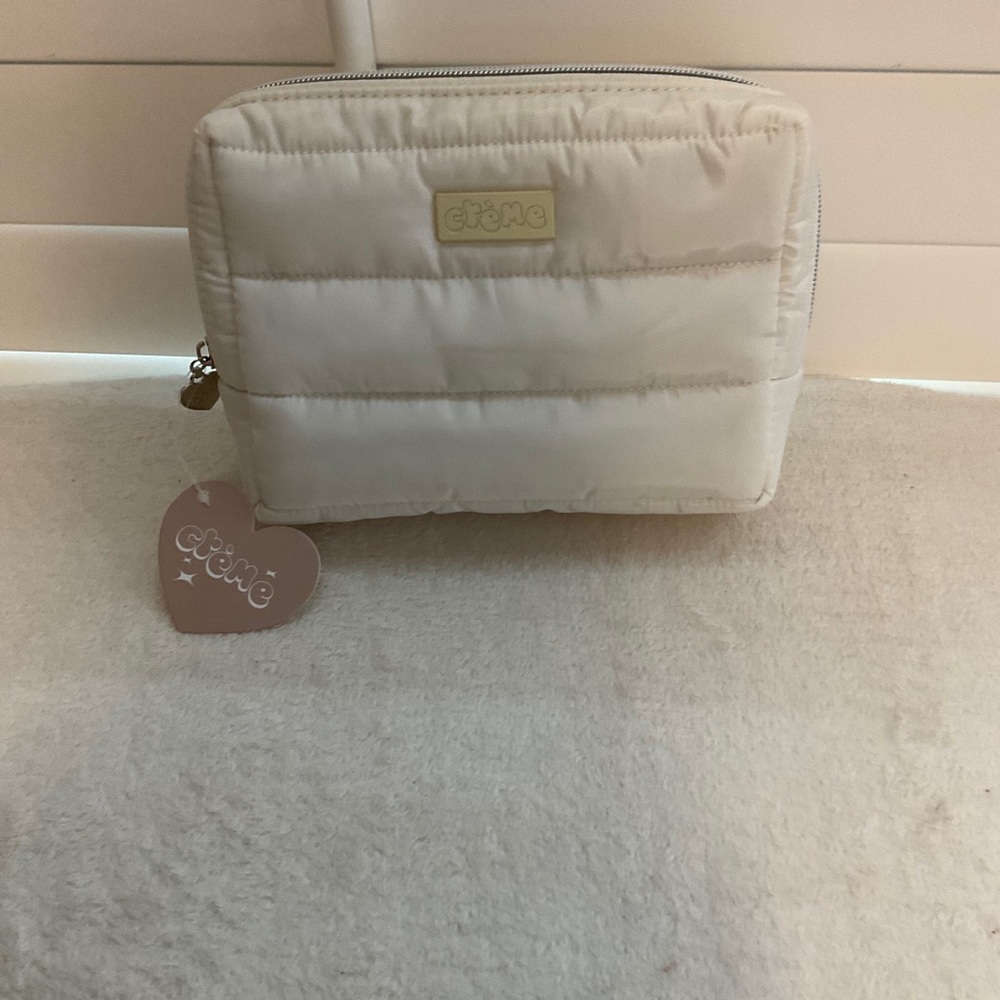 Etme Quilted Cream Cosmetic Pouch  Soft Travel Makeup Case